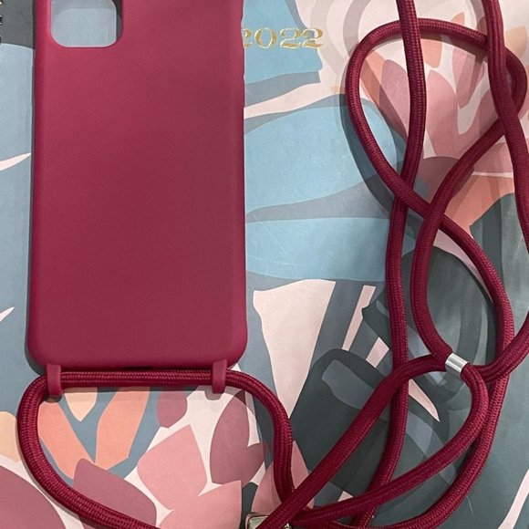 Iphone Casing with adjustable Lanyard/sling - Picture 7 of 7